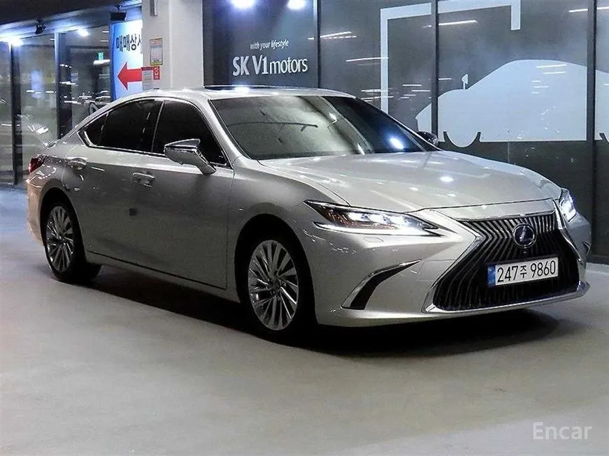 Lexus ES