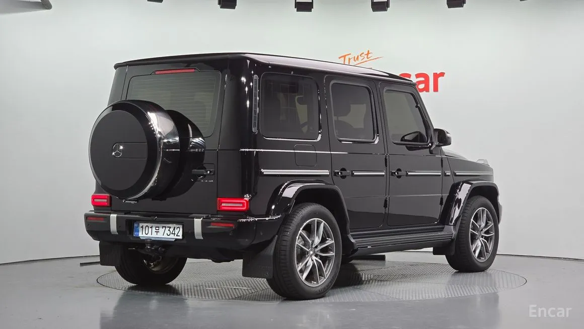 Mercedes-Benz G-Class