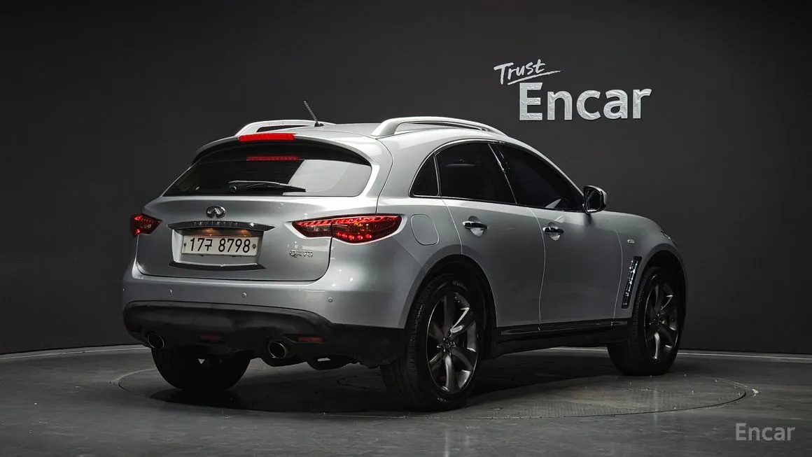 Infiniti FX