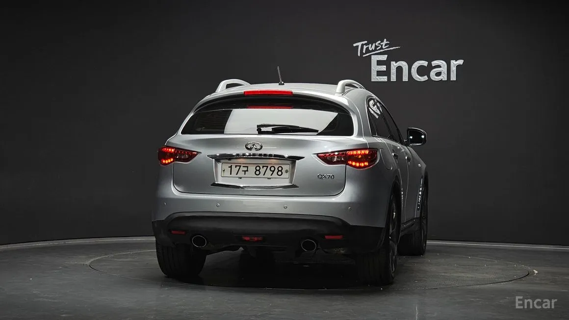 Infiniti FX