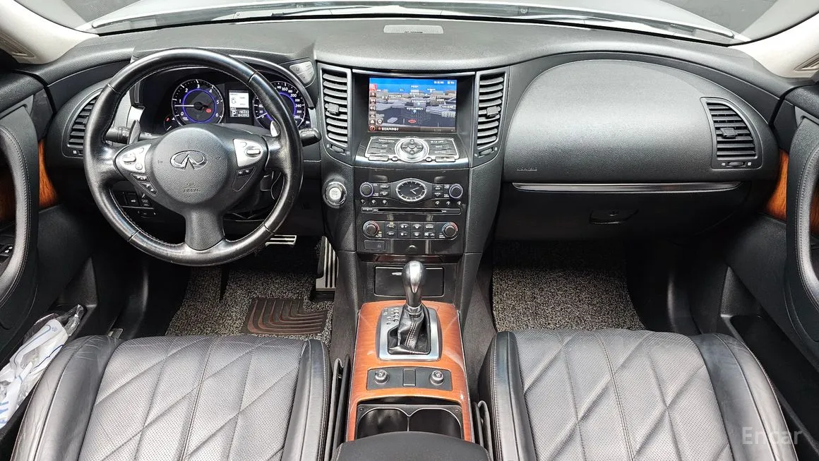 Infiniti FX