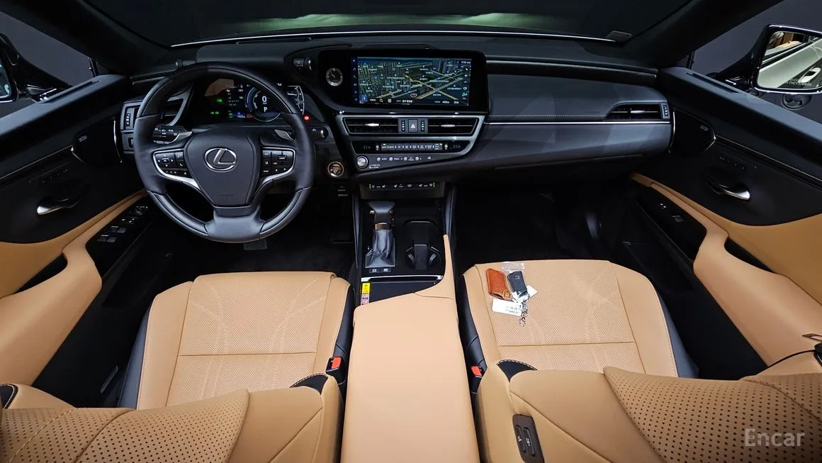 Lexus ES