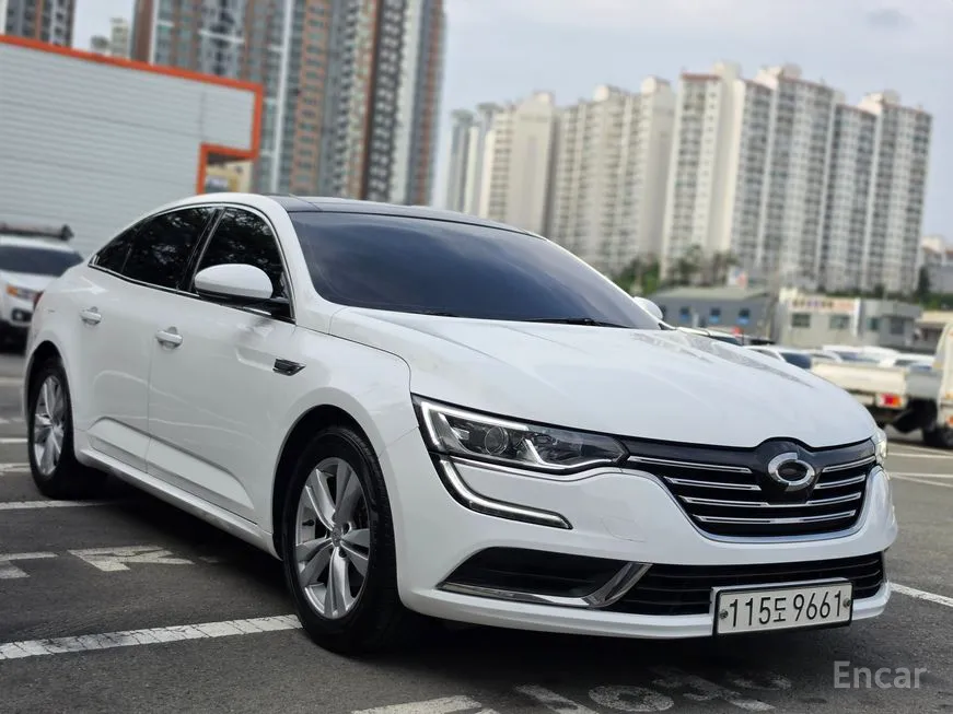 Renault SM6
