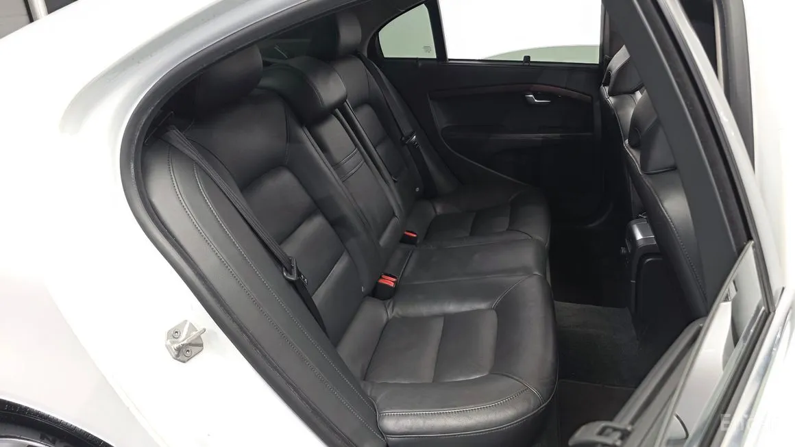 Volvo S80
