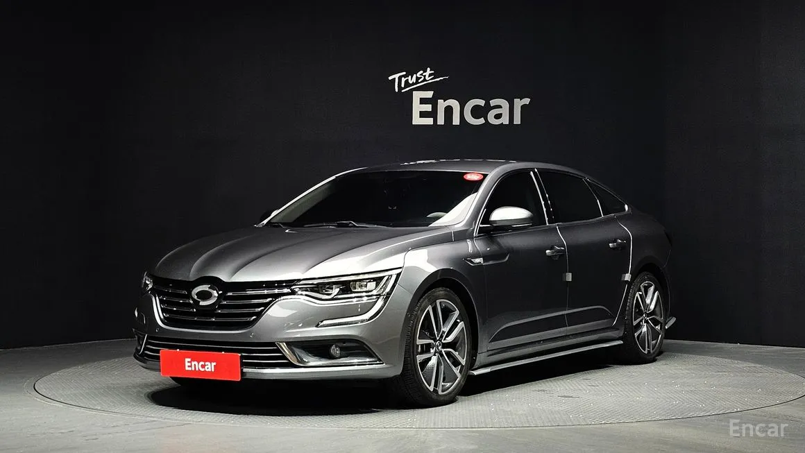 Renault SM6