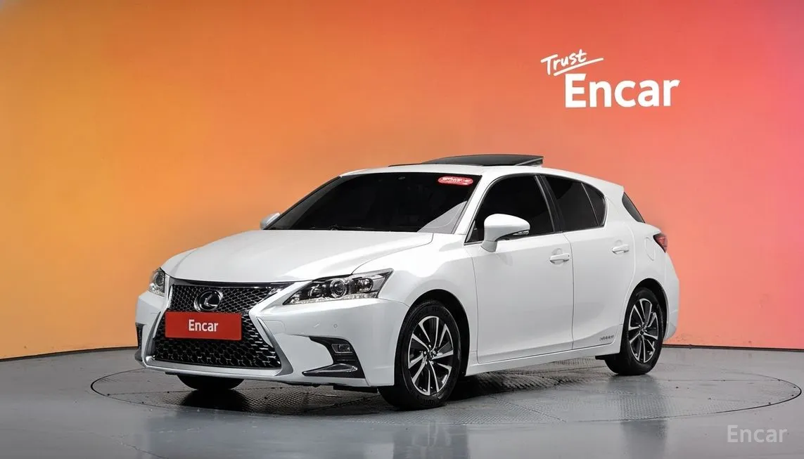 Lexus CT200h
