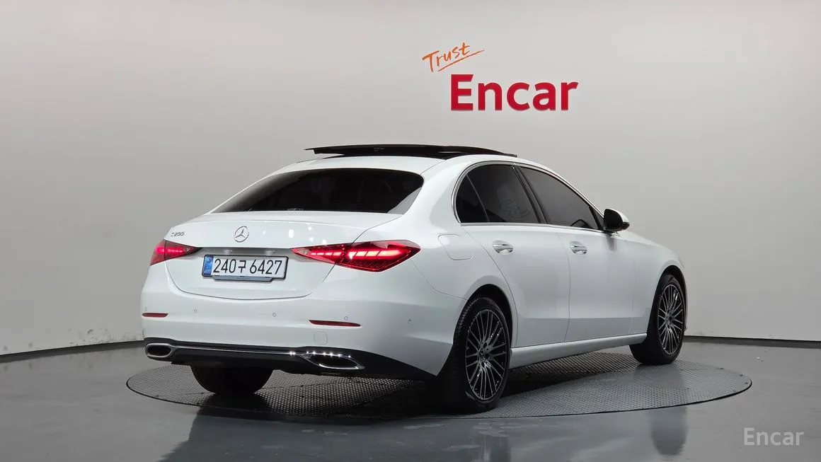 Mercedes-Benz C-Class