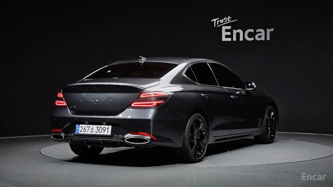 Genesis G70