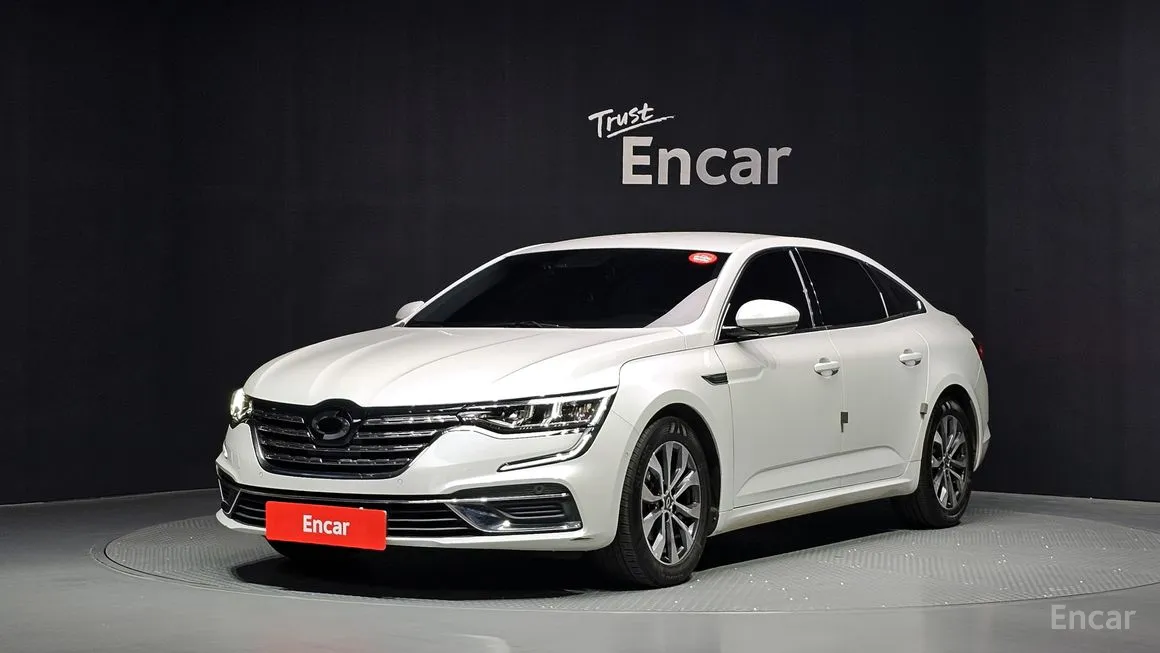 Renault SM6