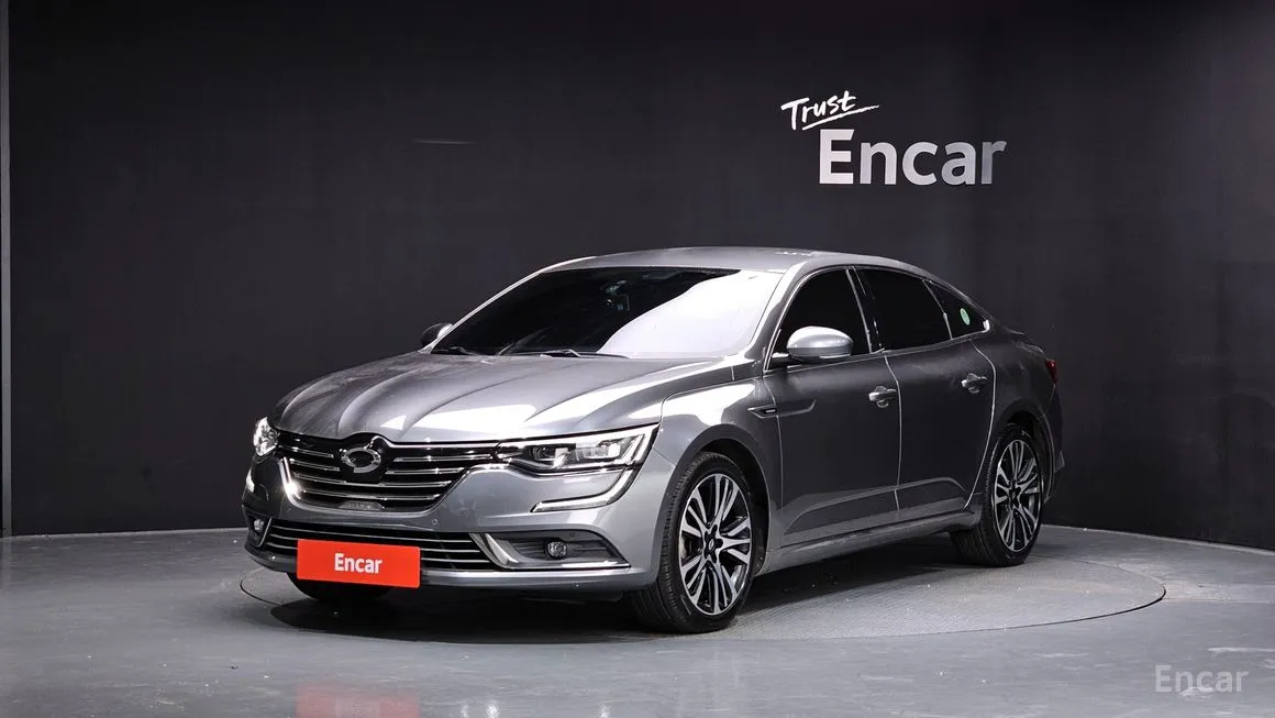 Renault SM6