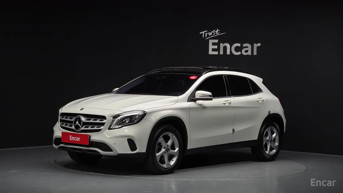Mercedes-Benz GLA-Class