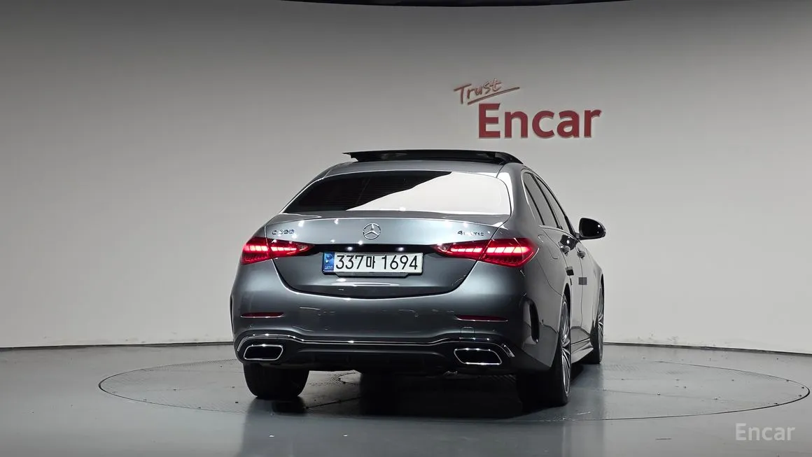 Mercedes-Benz C-Class