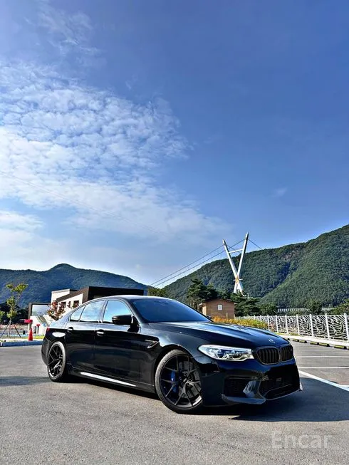 BMW M5