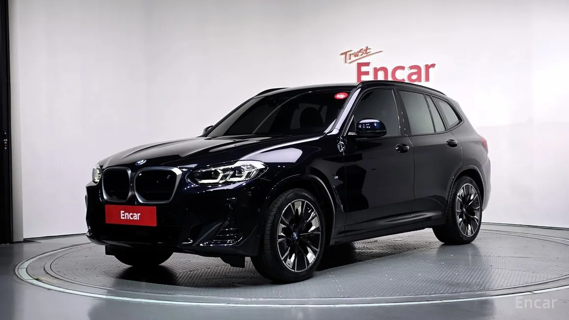 BMW iX3