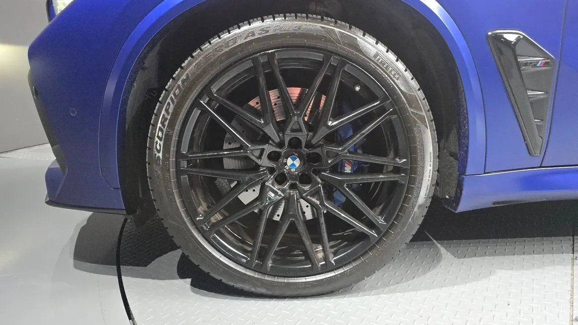 BMW X5M