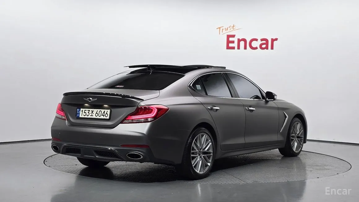 Genesis G70
