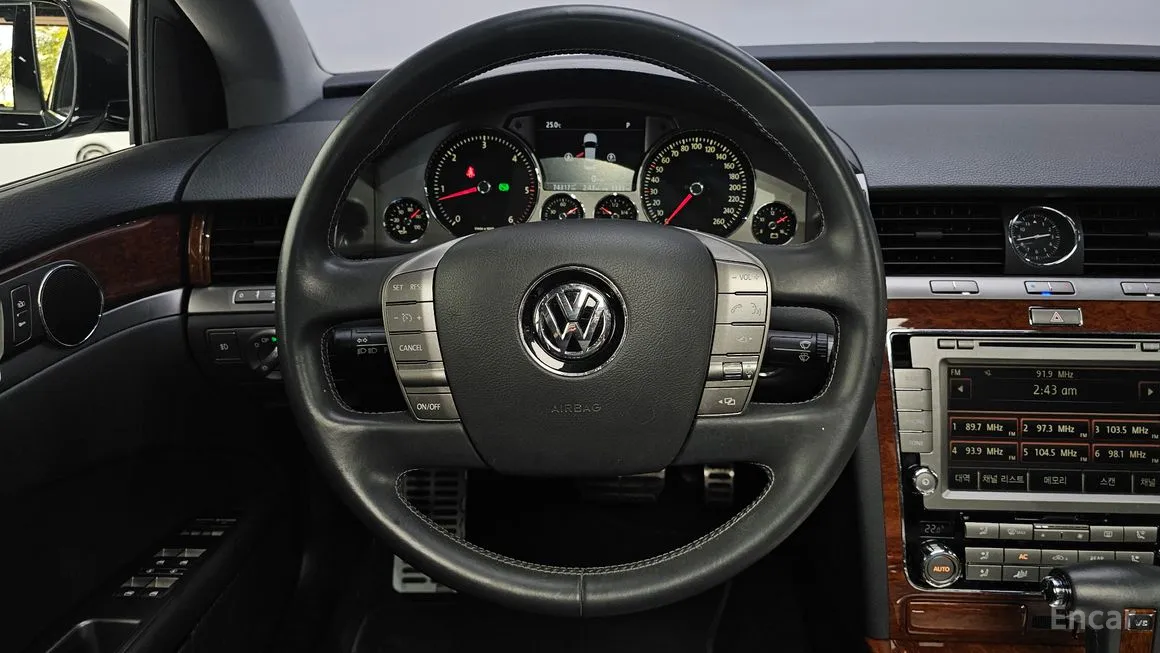 Volkswagen Phaeton