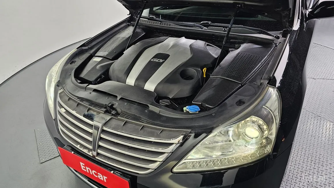 Hyundai Equus
