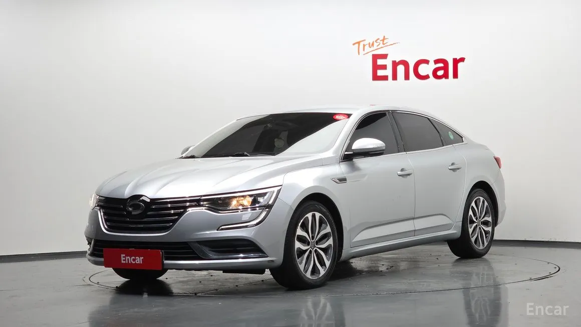 Renault SM6