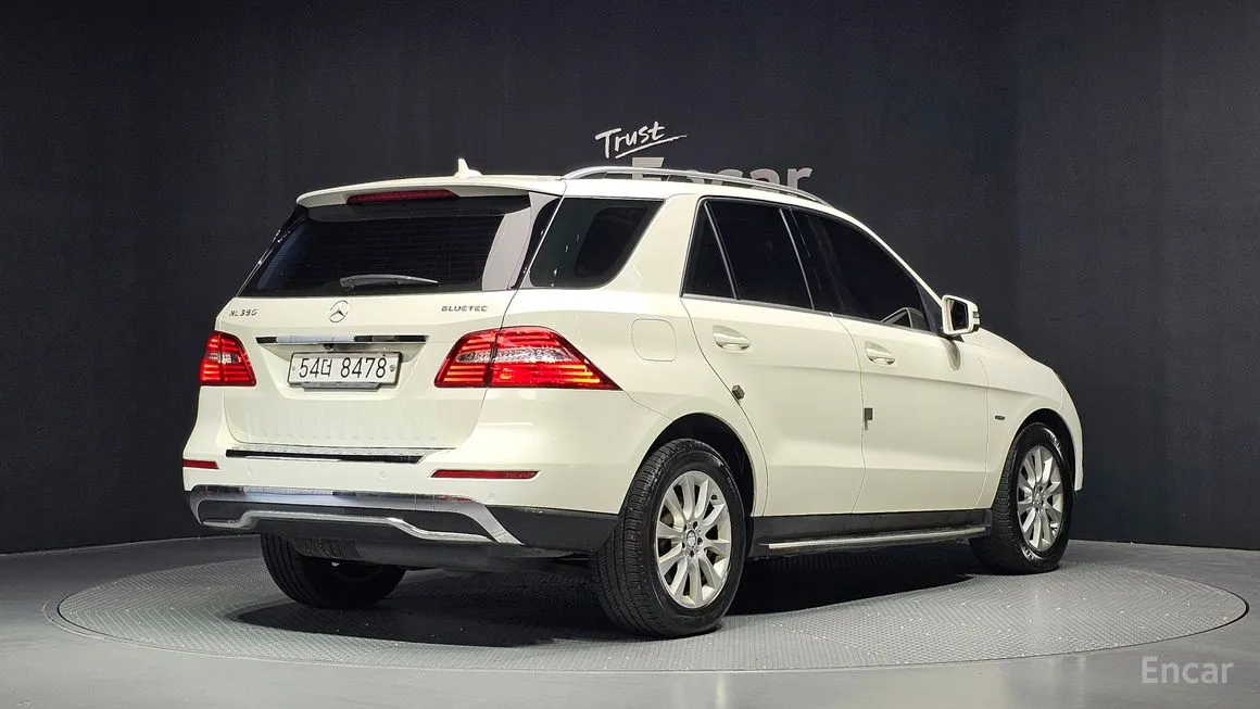 Mercedes-Benz M-class