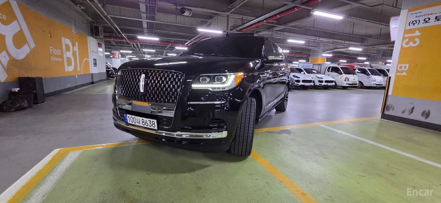 Lincoln Navigator