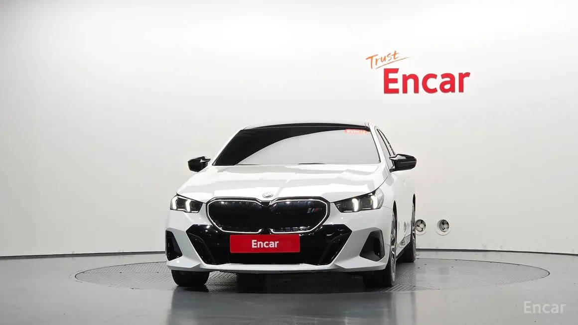 BMW i5