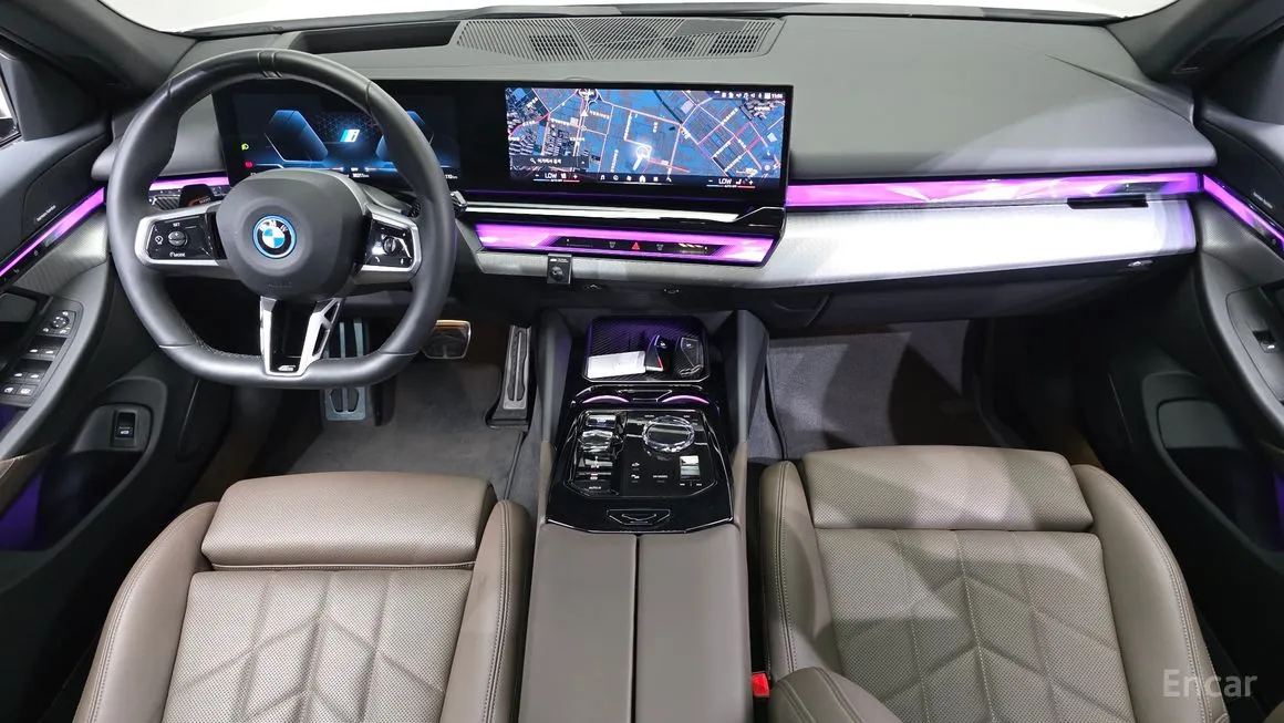 BMW i5
