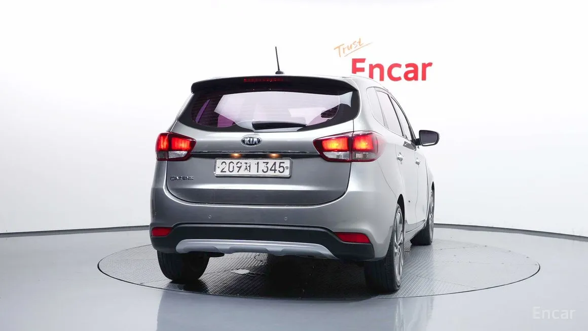 Kia Carens