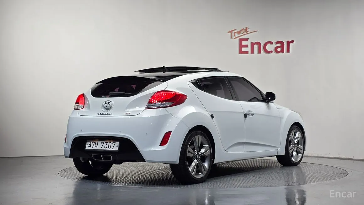 Hyundai Veloster