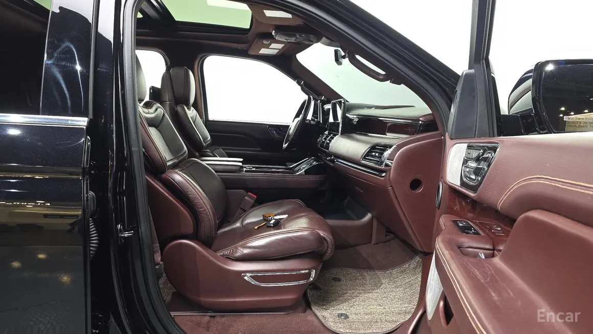 Lincoln Navigator