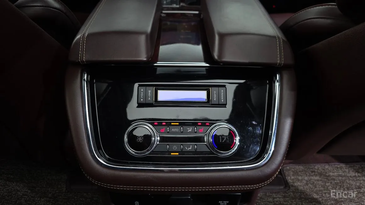 Lincoln Navigator