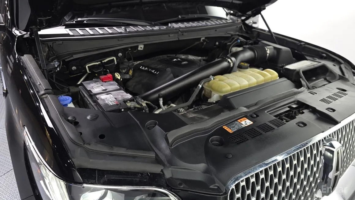 Lincoln Navigator