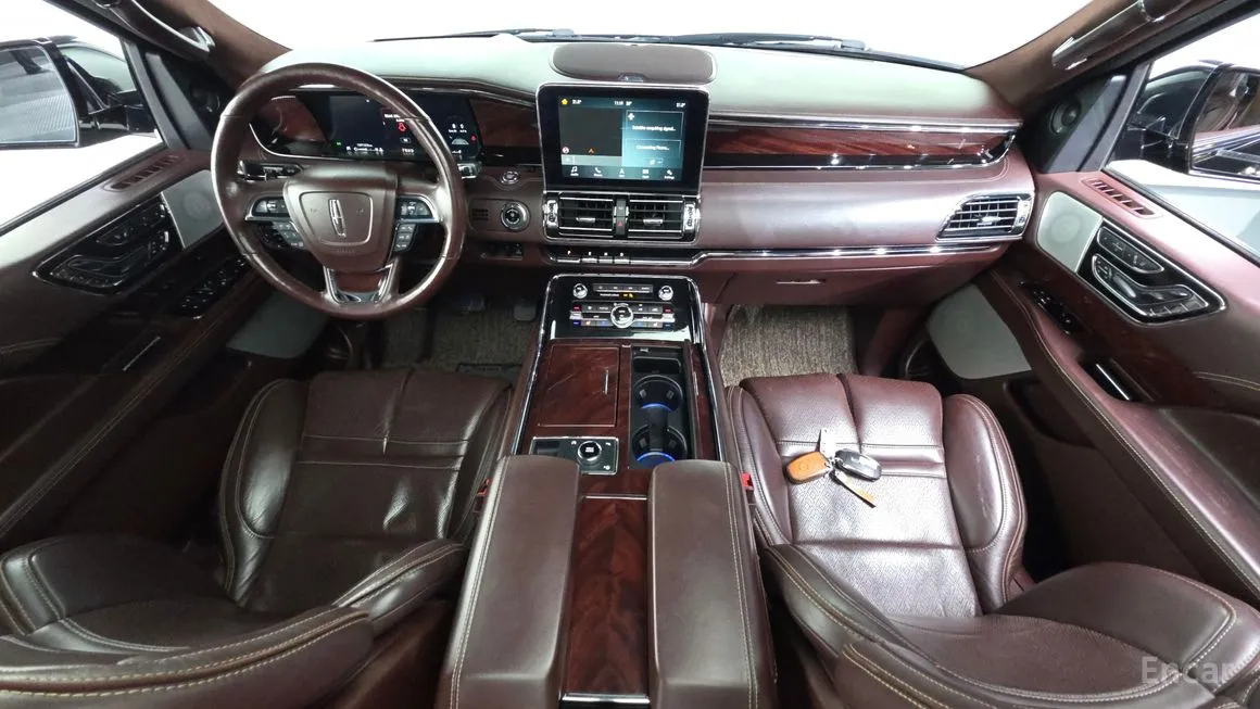 Lincoln Navigator