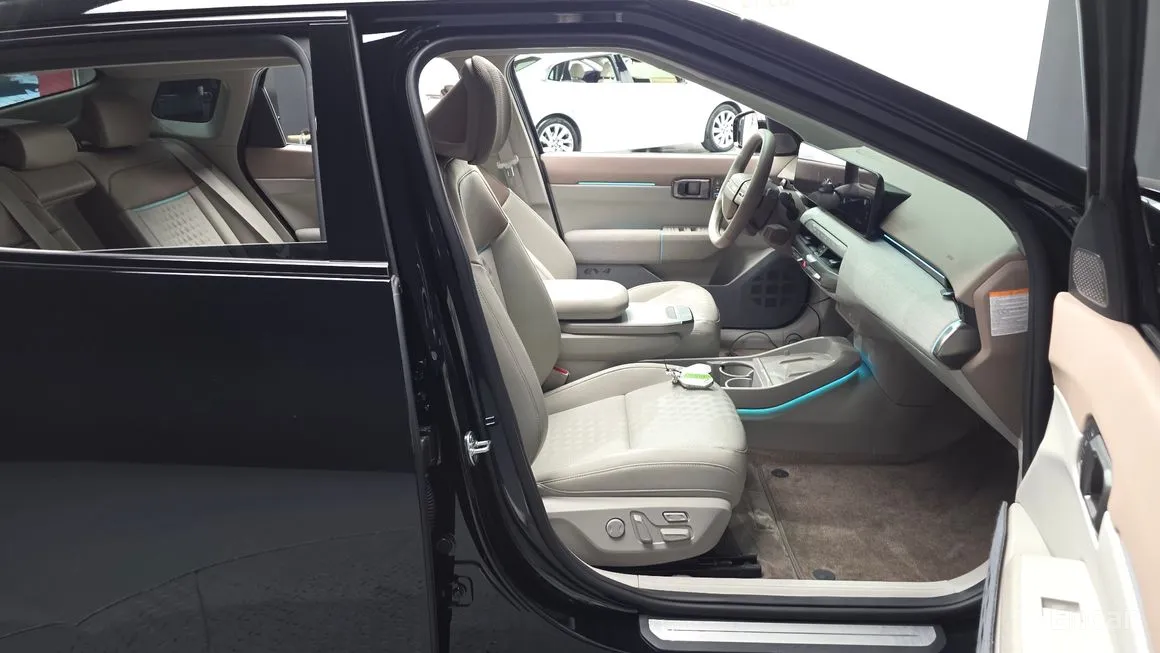 Kia EV4