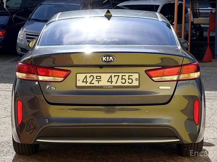 Kia K5