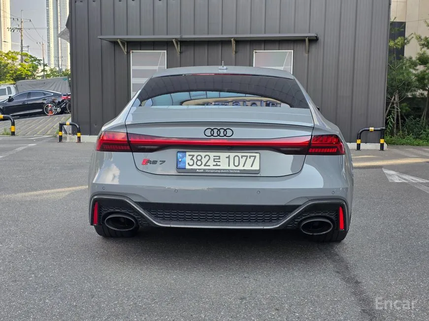 Audi RS7