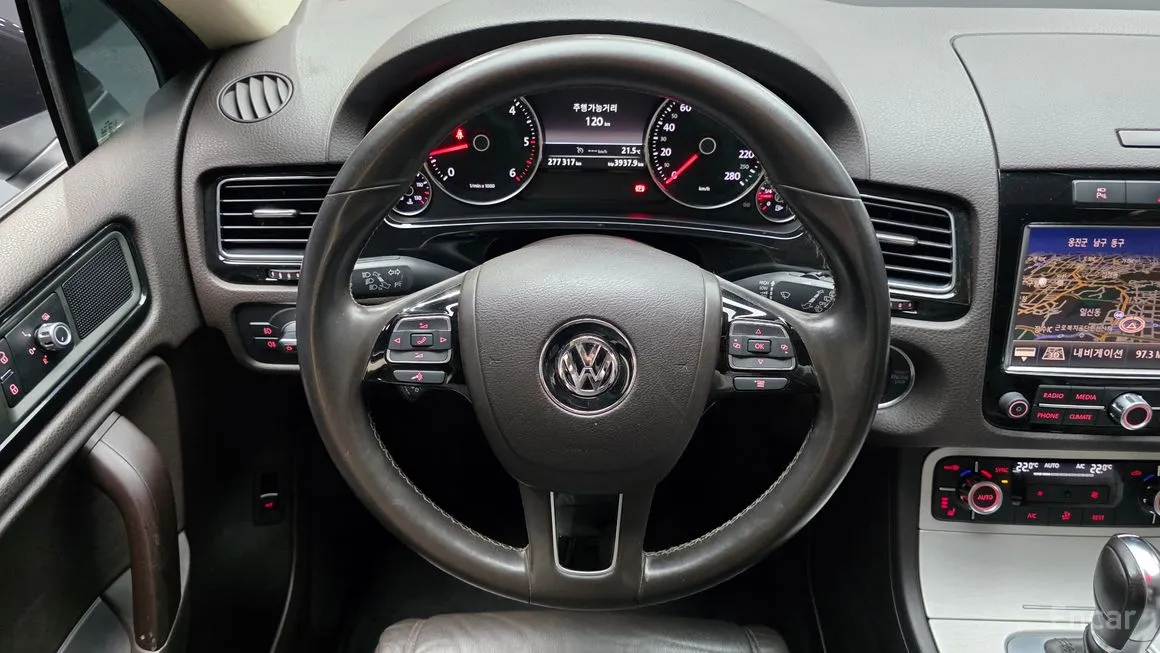 Volkswagen Touareg