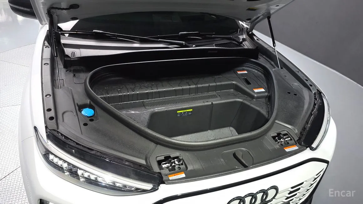 Audi SQ6 e-tron