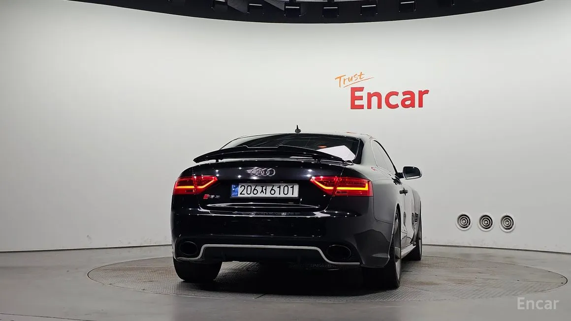 Audi RS5