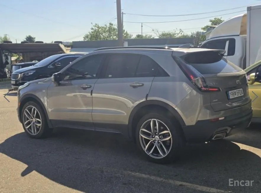 Cadillac XT4