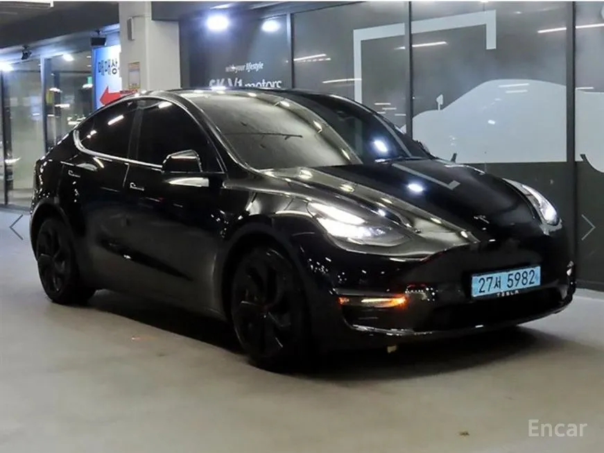 Tesla Model Y