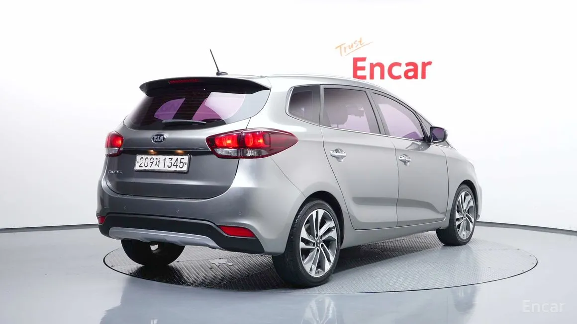 Kia Carens