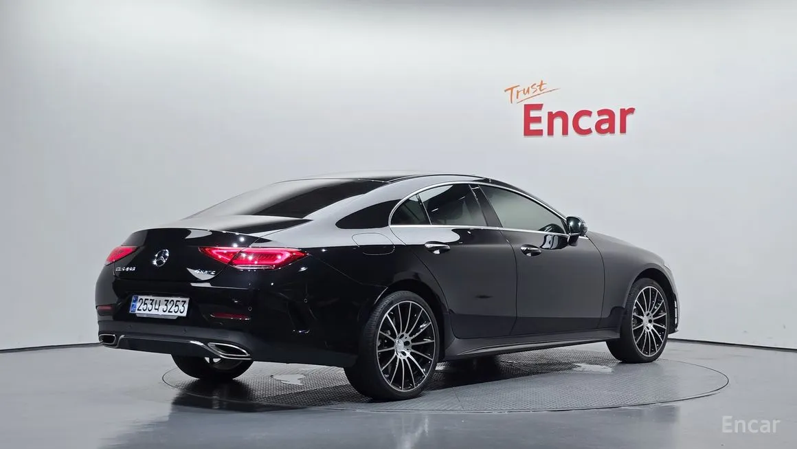 Mercedes-Benz CLS-Class