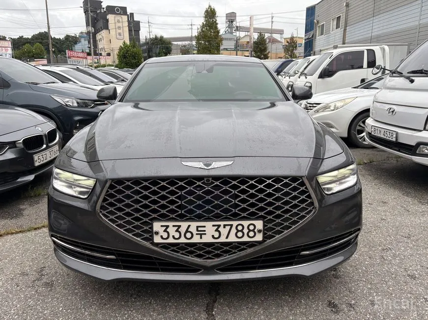 Genesis G90