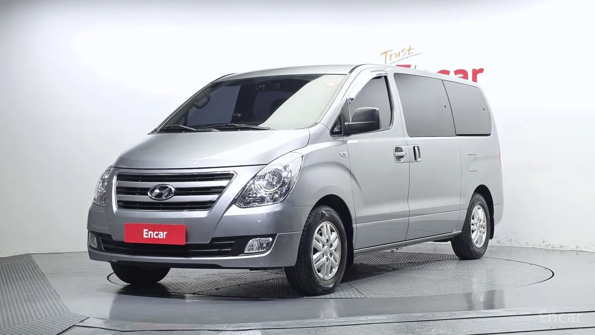 Hyundai Starex