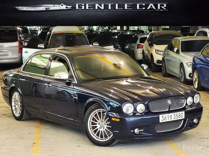 Jaguar XJ