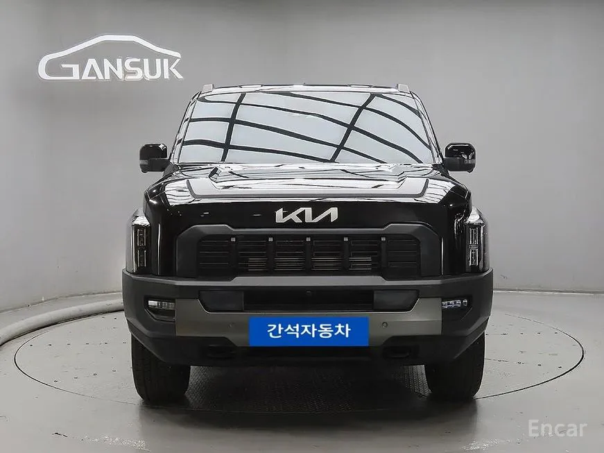 Kia Tasman