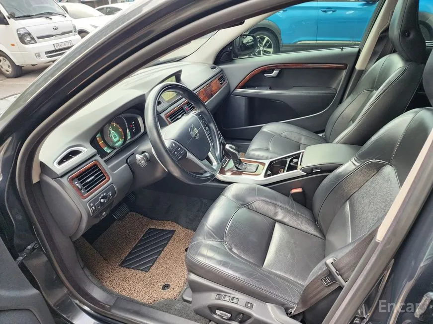 Volvo S80