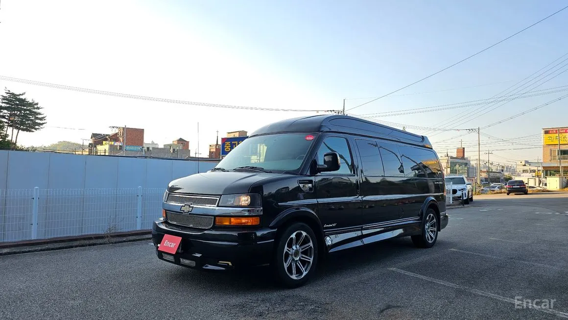 Chevrolet Express Van