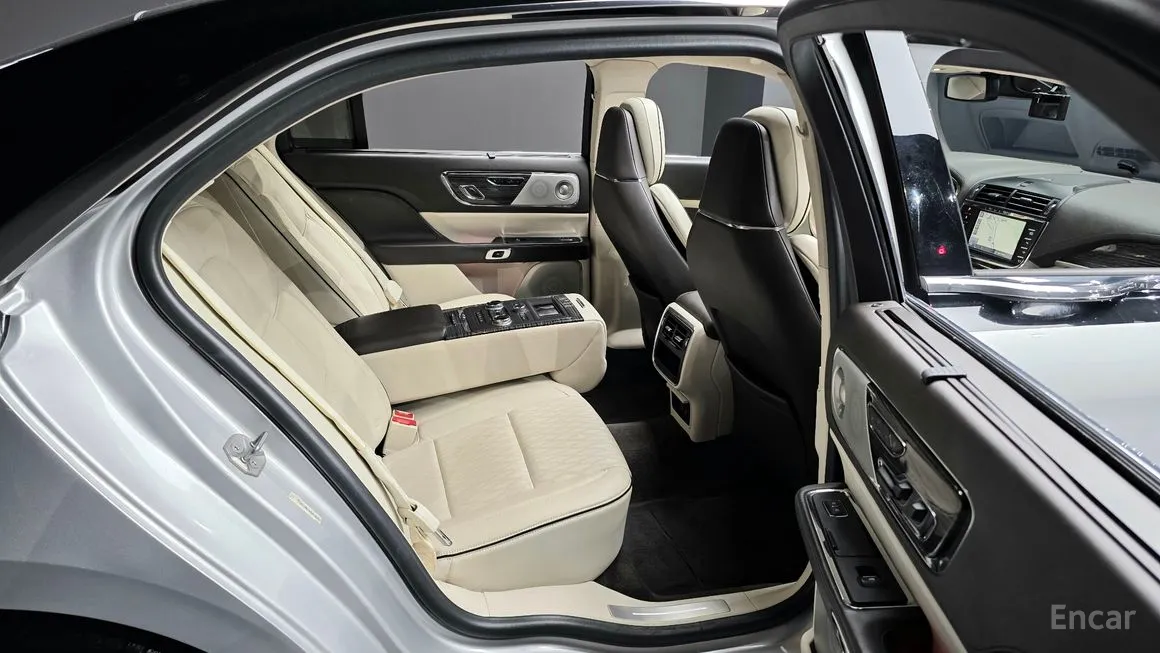 Lincoln Continental